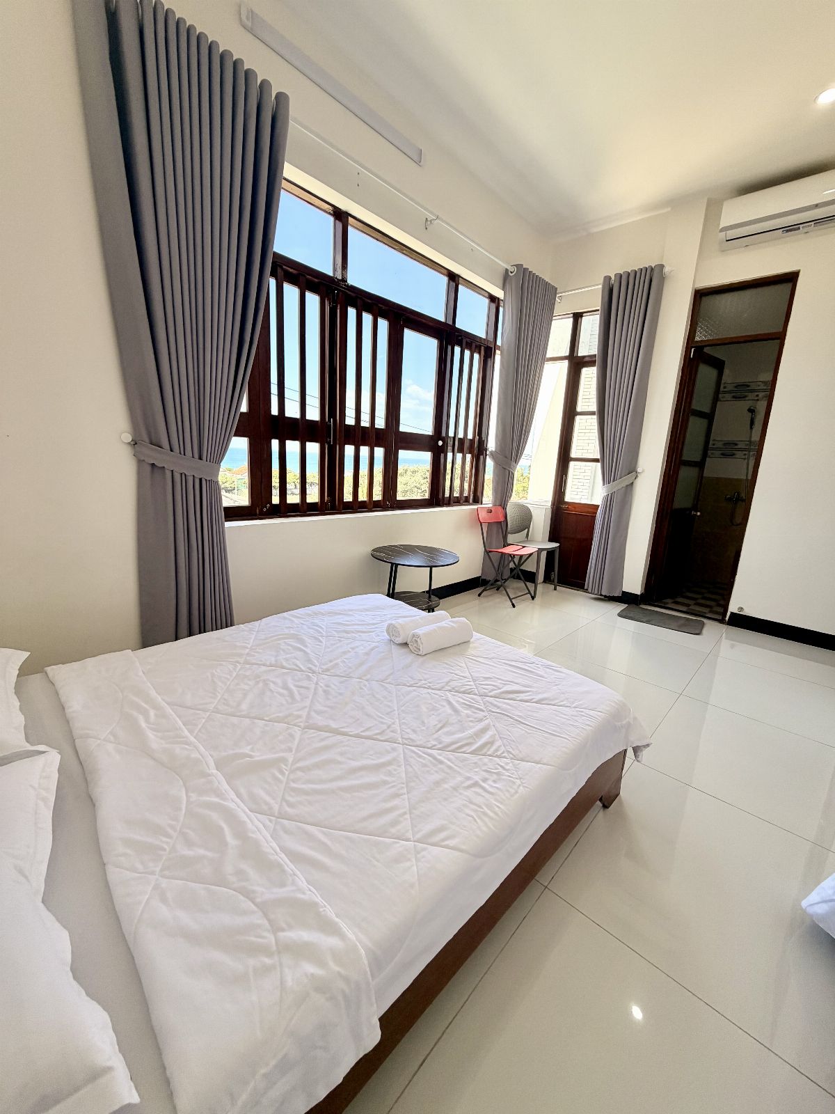 Phòng 205